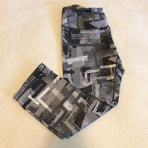 REEBOK WORKOUT CAPRI